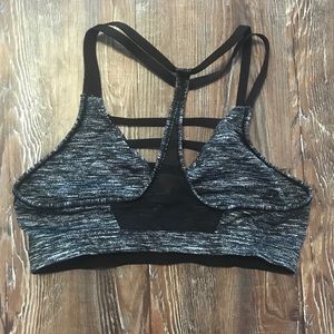 Victoria's Secret Intimates & Sleepwear - Victoria’s Secret Black/White Strappy Sports Bra Victoria's Secret Intimates & Sleepwear - Victoria’s Secret Black/White Strappy Sports Bra